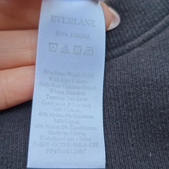 Everlane the seamless tee black crop ribbed stretch tee XS/S - Picture 11 of 11